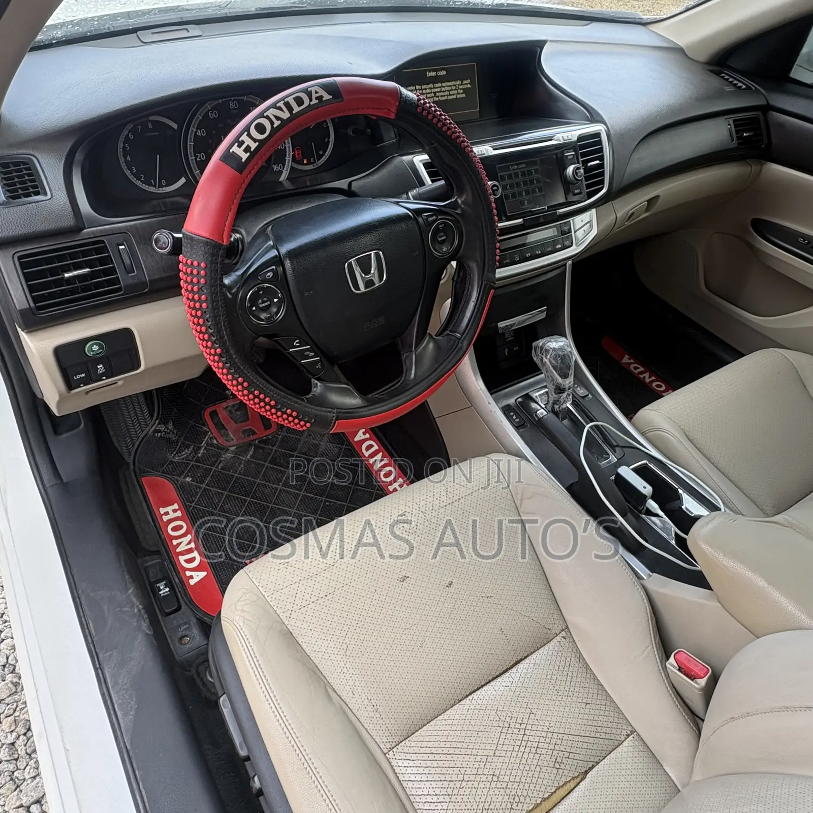 Honda Accord Touring V-6 4dr Sedan (3.5L 6cyl 6A) 2014 White