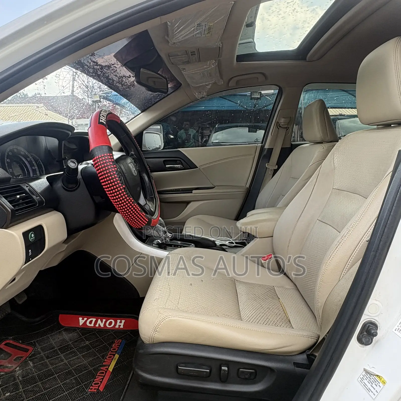 Honda Accord Touring V-6 4dr Sedan (3.5L 6cyl 6A) 2014 White