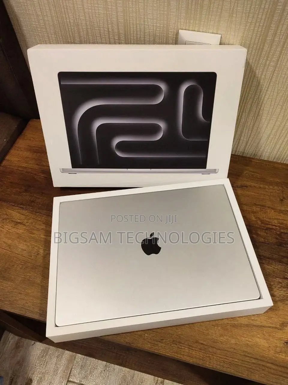 Laptop Apple MacBook Pro 2025 M5 16GB Nvidia SSD 512GB