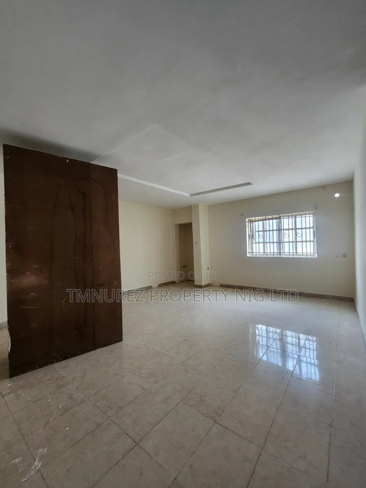 3bdrm Apartment in Chevron for rent