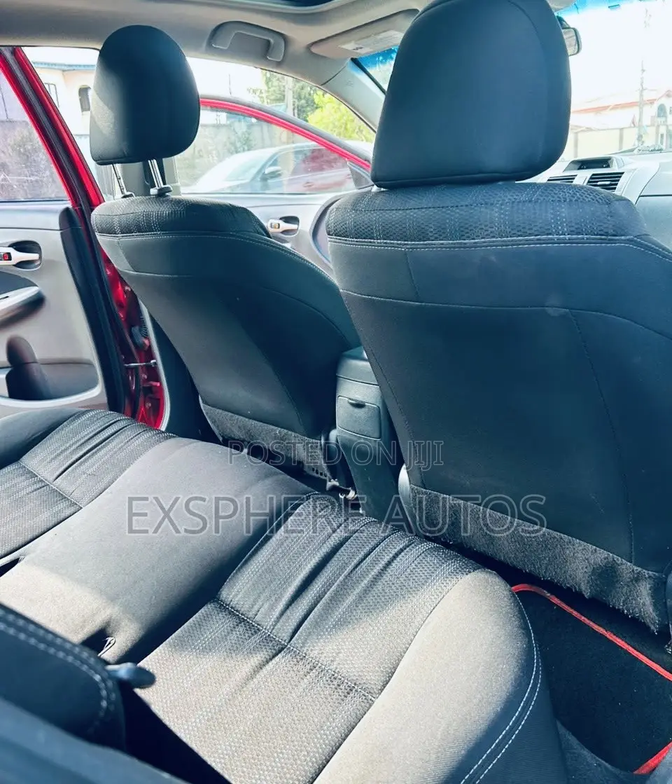 Toyota Corolla 2013 Red