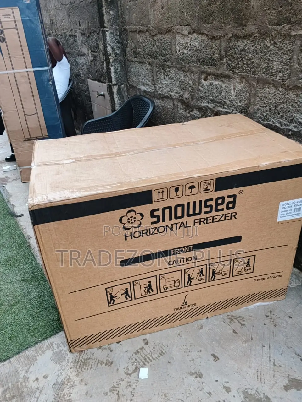 Snowsea BD-450G Heavy-Duty Chest Freezer