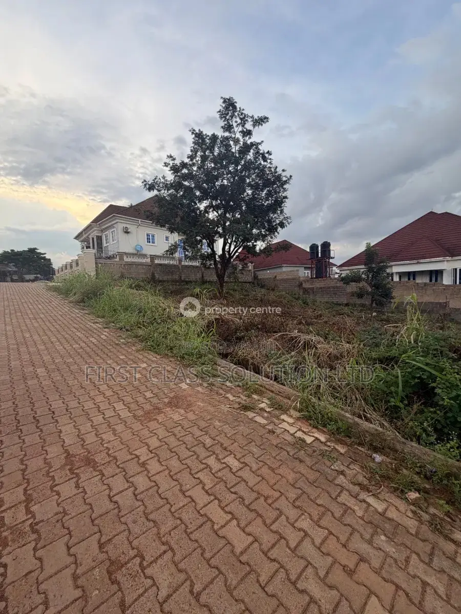 500 SQM Land