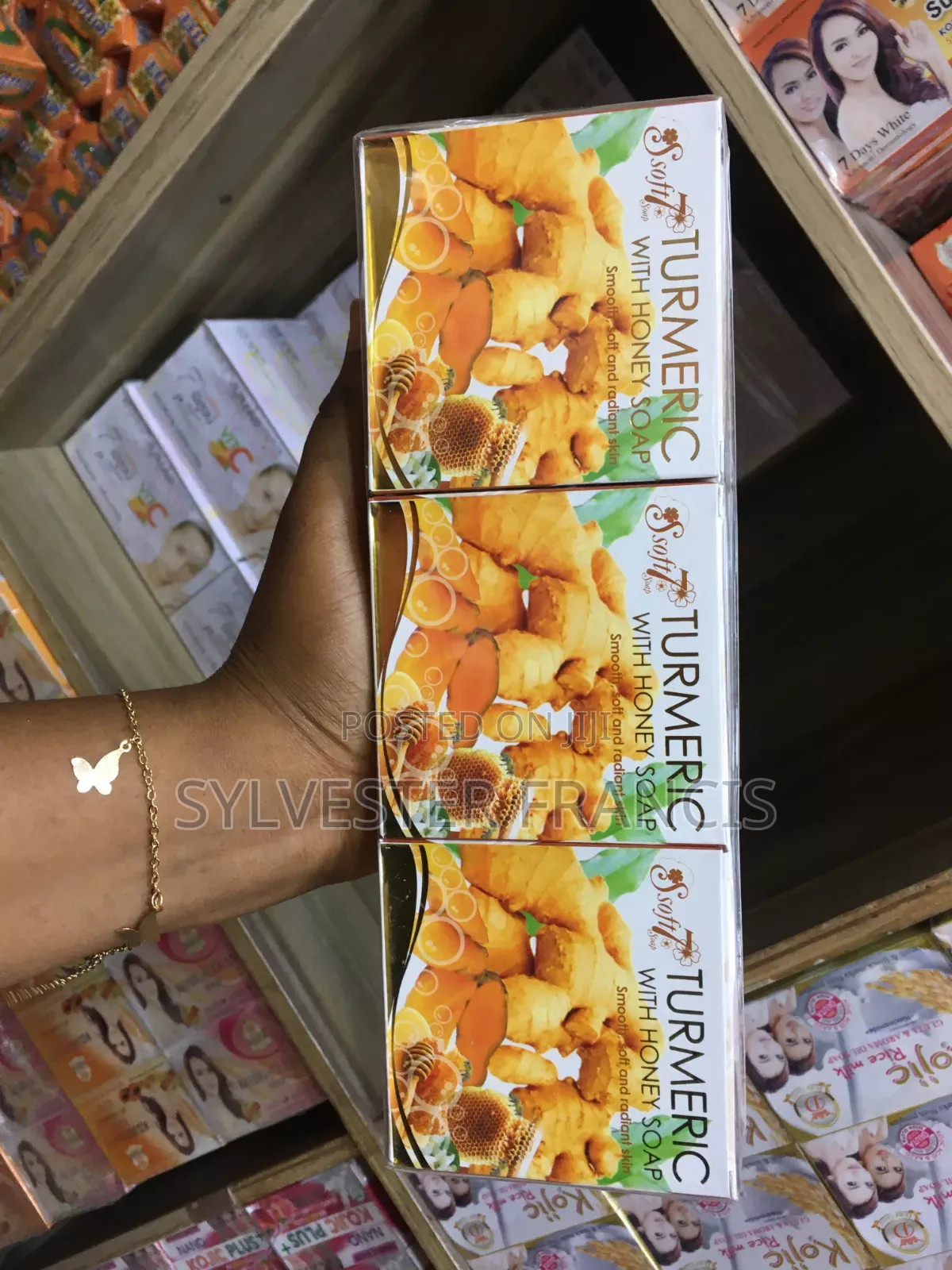 Soft 7 Tumeric With Honey Soap
