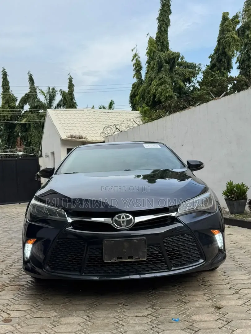 Toyota Camry XSE 4dr Sedan (3.5L 6cyl 6A) 2017 Blue