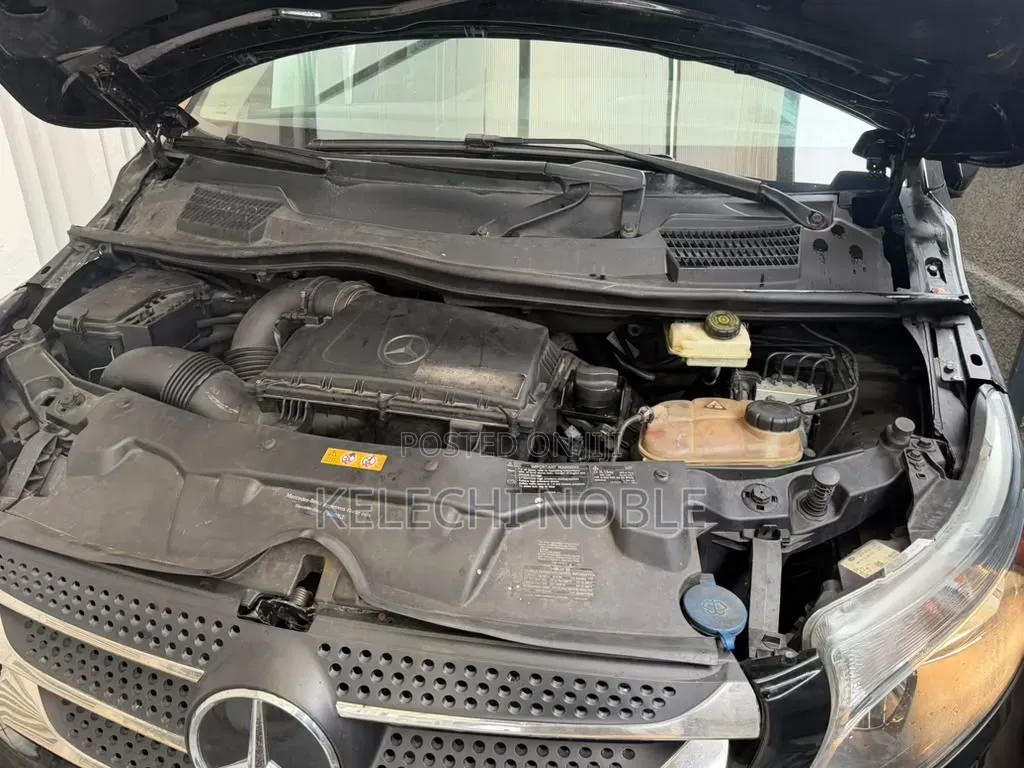 Mercedes-Benz Metris 2.0 FWD 2019 Black