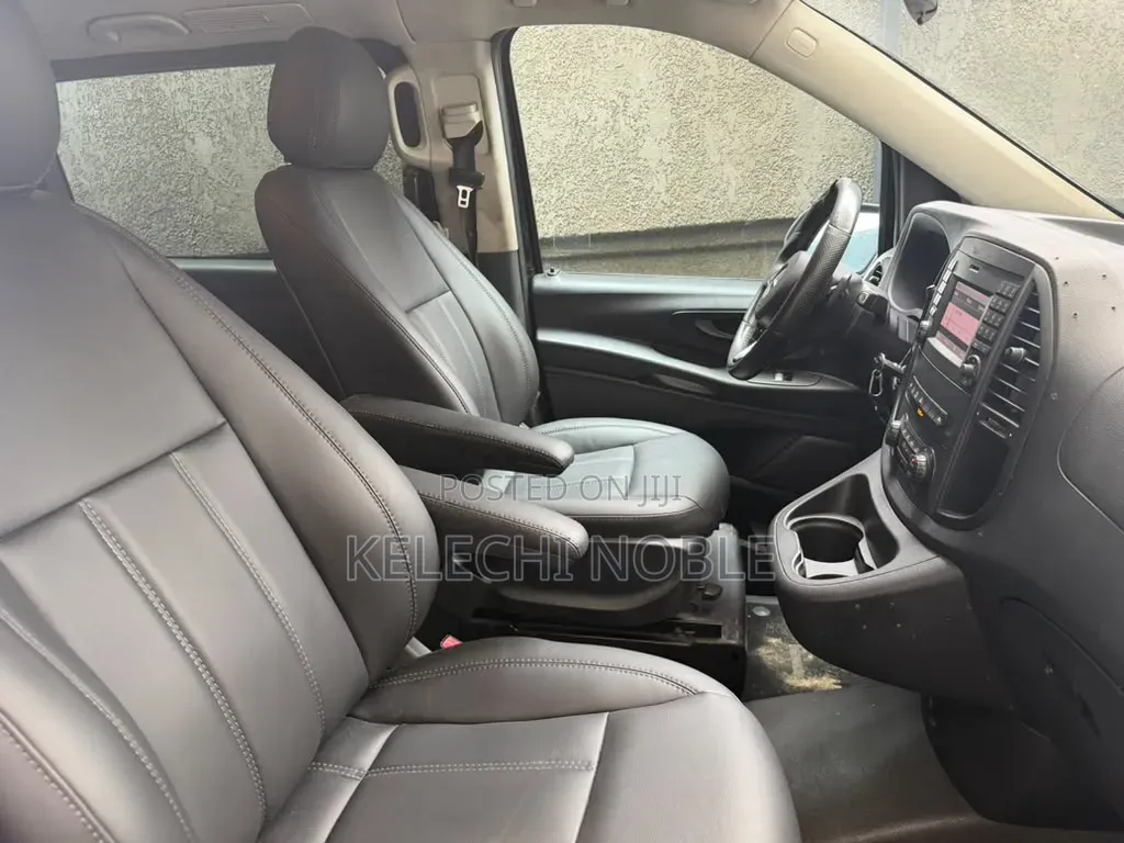 Mercedes-Benz Metris 2.0 FWD 2019 Black