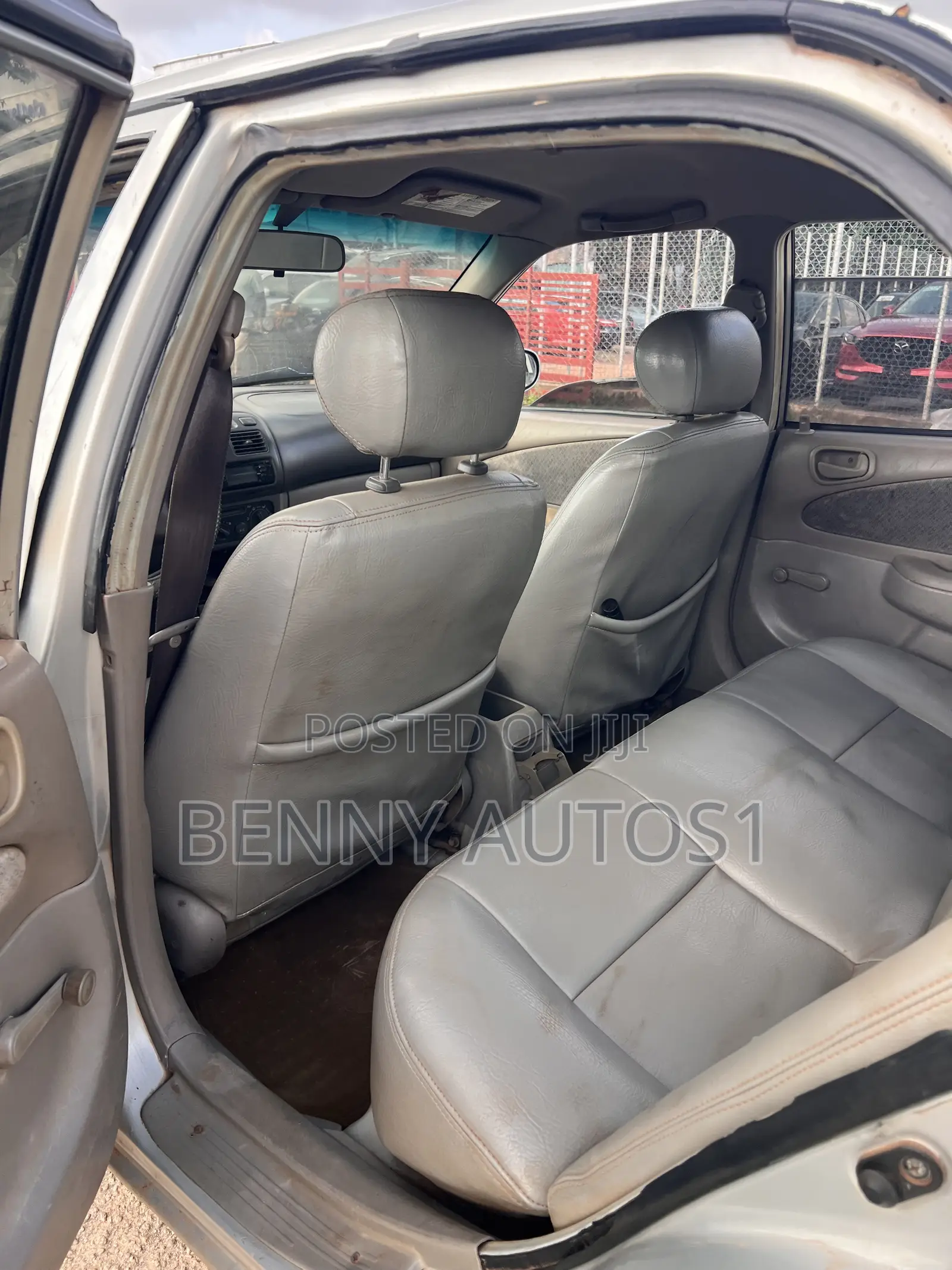 Toyota Corolla 1.4 Sedan 2002 Silver