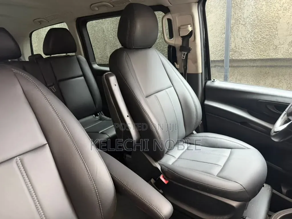 Mercedes-Benz Metris 2.0 FWD 2019 Black