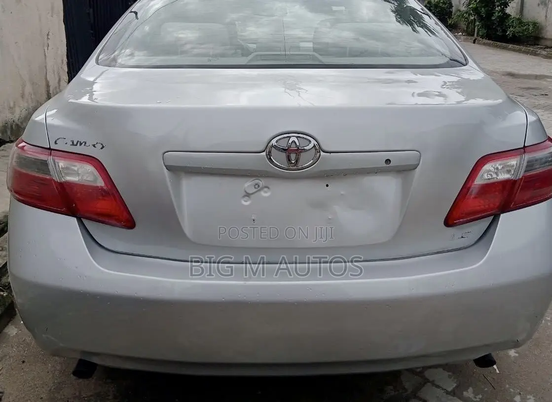 Toyota Camry LE 4dr Sedan (2.4L 4cyl 5A) 2008 Silver