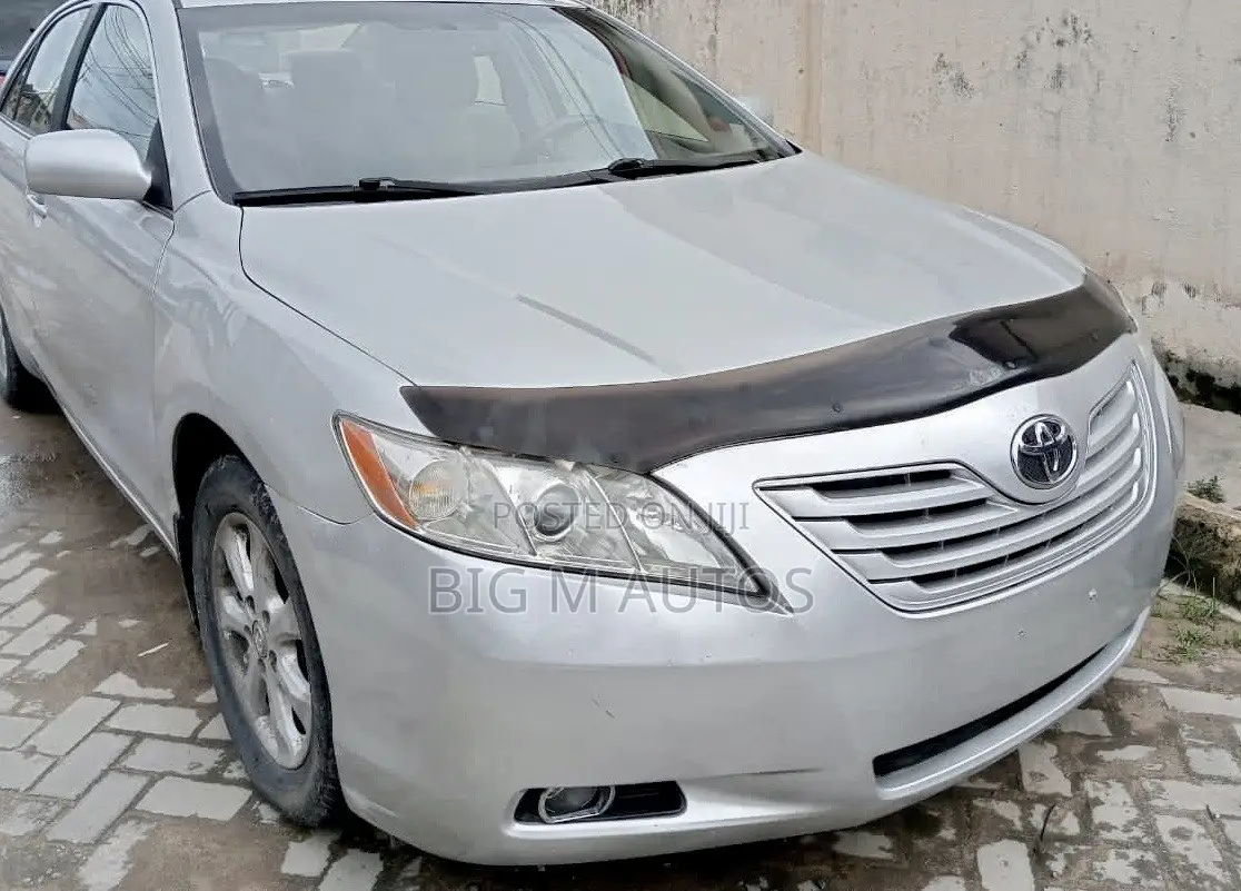 Toyota Camry LE 4dr Sedan (2.4L 4cyl 5A) 2008 Silver