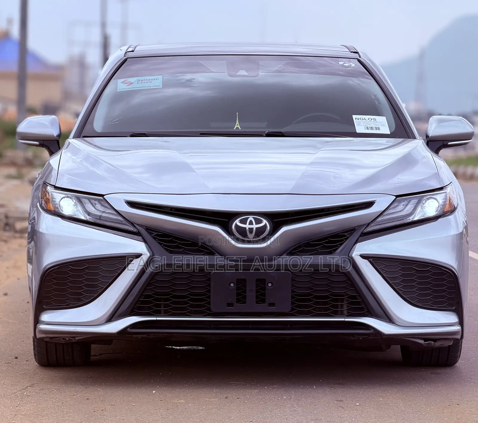 Toyota Camry XSE 2021 Silver