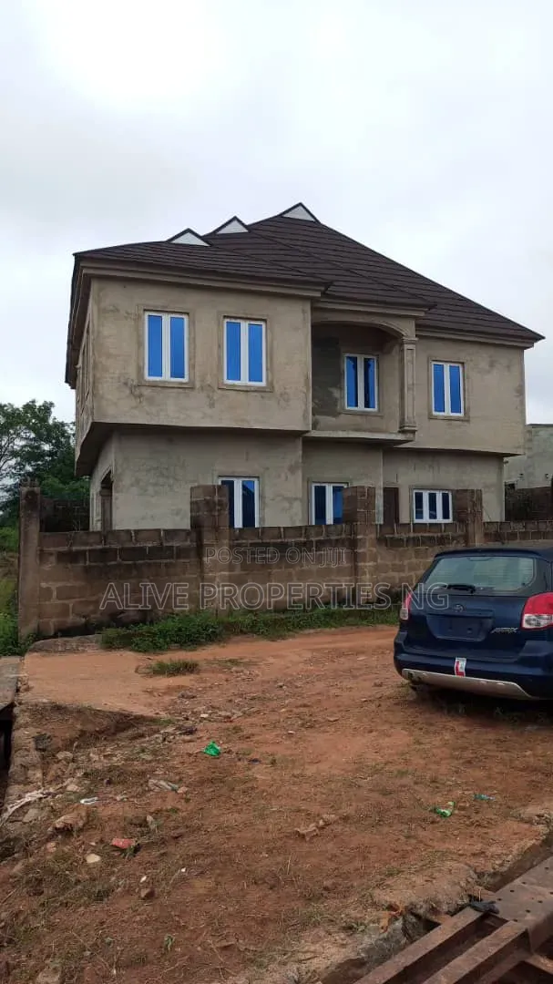 4bdrm Duplex in Moganna Estate, Ido for sale