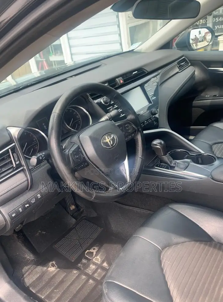 Toyota Camry 2020 Black