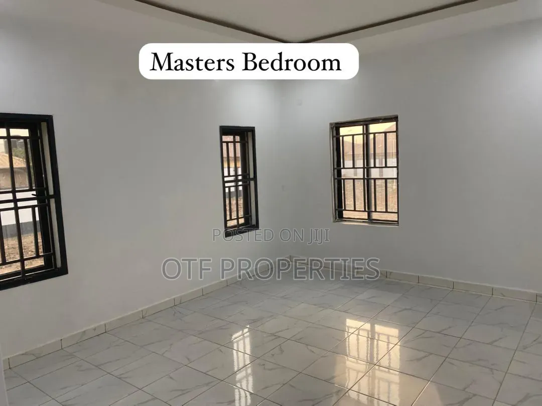 3bdrm Apartment in Bwari for sale