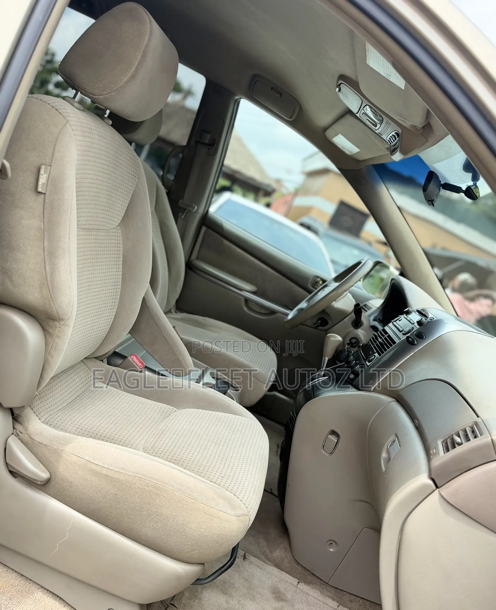 Toyota Sienna 2005 Gold