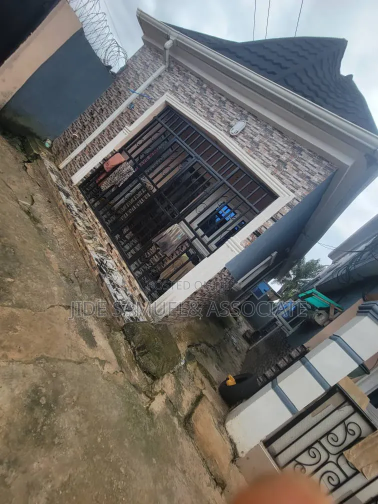 Furnished 1bdrm Apartment in Ayobo for rent