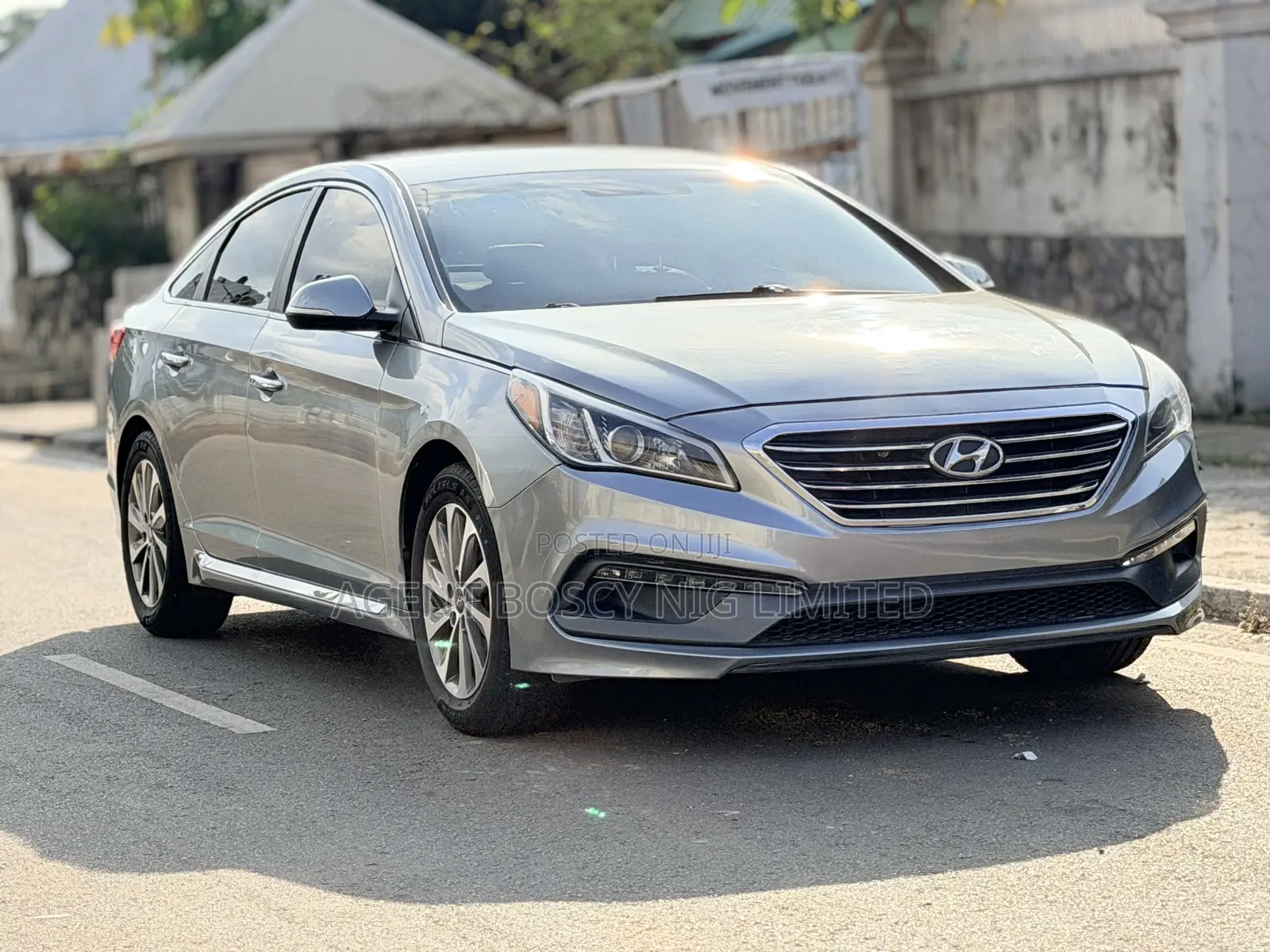 Hyundai Sonata Sport 4dr Sedan (2.4L 4cyl 6A) 2015 Gray