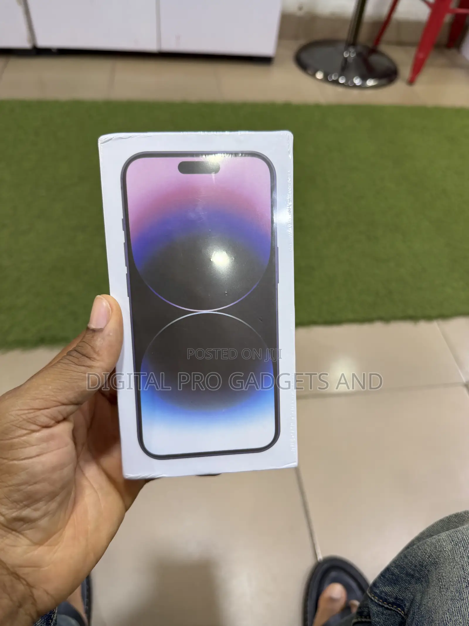 New Apple iPhone 14 Pro Max 256 GB Purple