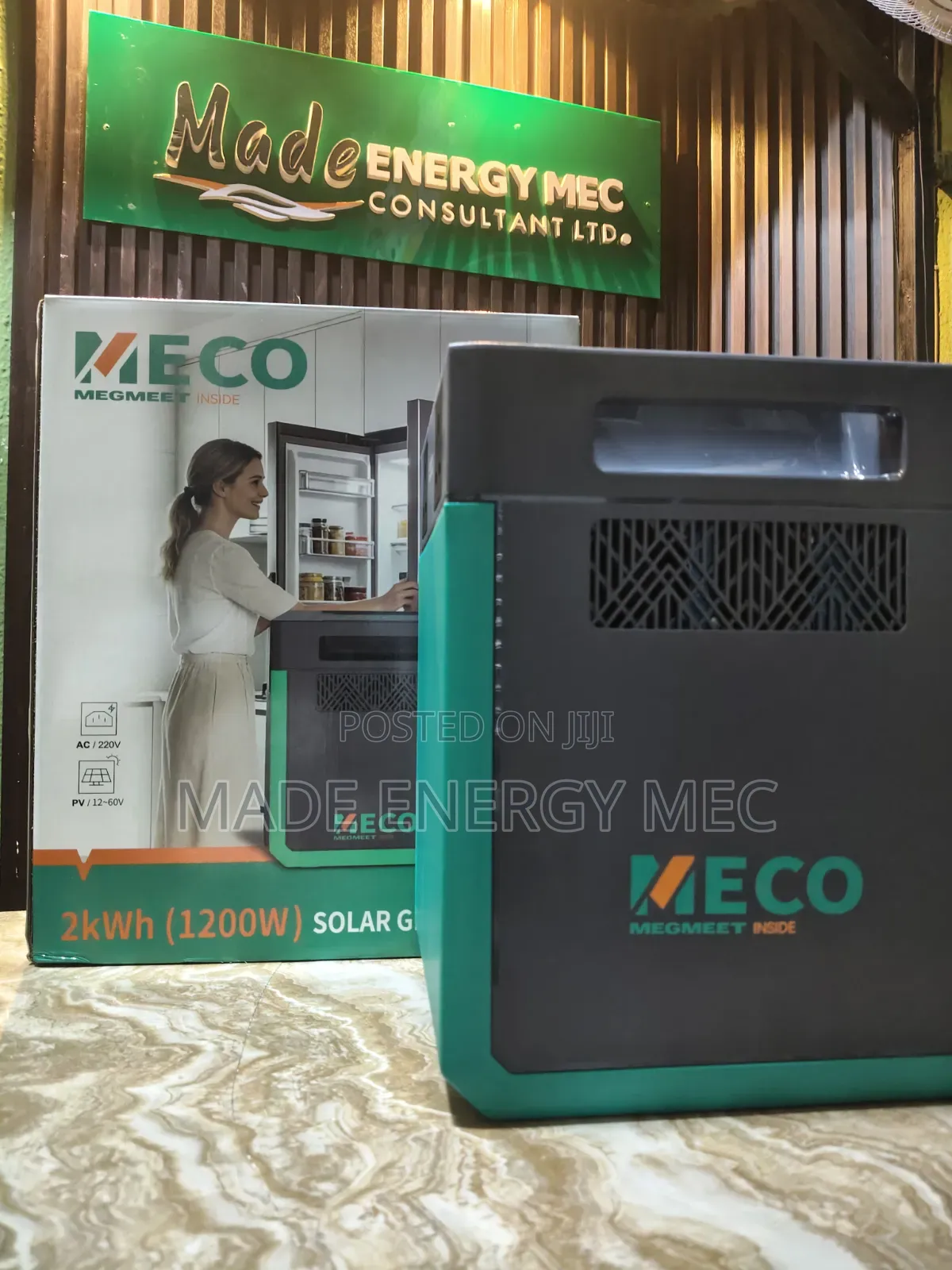 MECO 2000 (2kWh 1200W) Solar Generator – BIG PROMO!