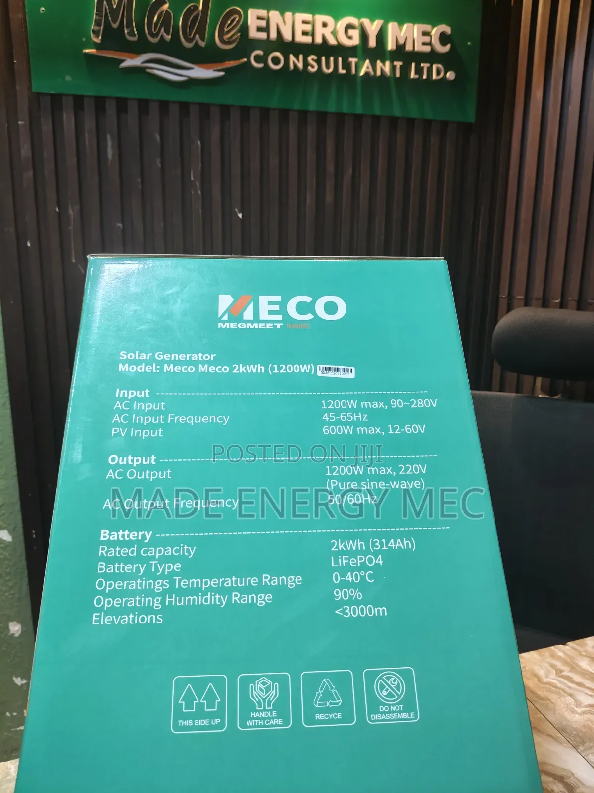 MECO 2000 (2kWh 1200W) Solar Generator – BIG PROMO!