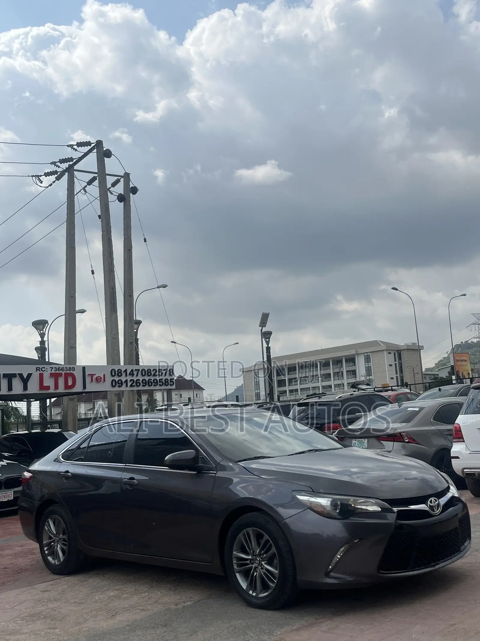 Toyota Camry 2016 Gray