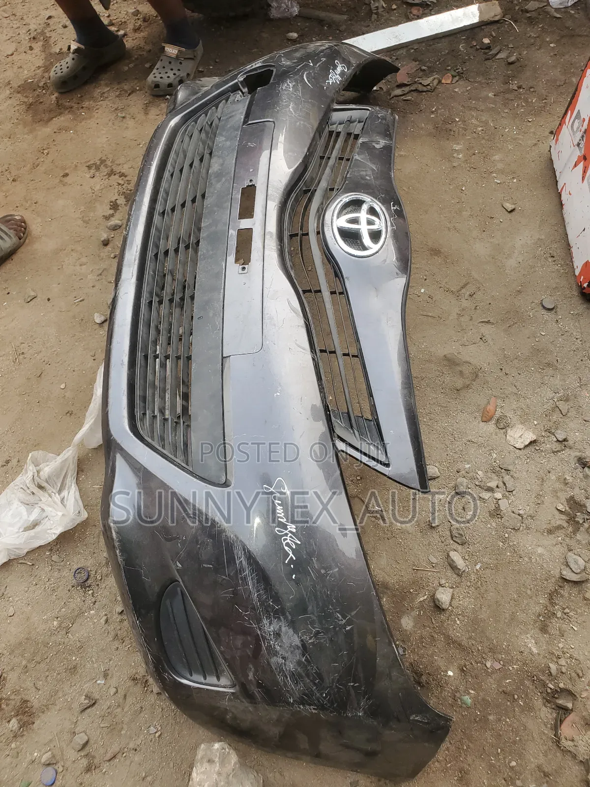 Complete Front Bumper Toyota Yaris 2012-2013
