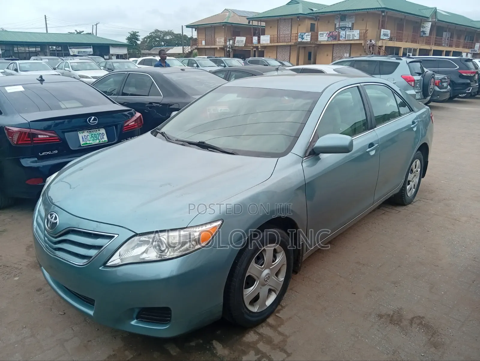 Toyota Camry LE 4dr Sedan (2.5L 4cyl 6AM) 2010 Green