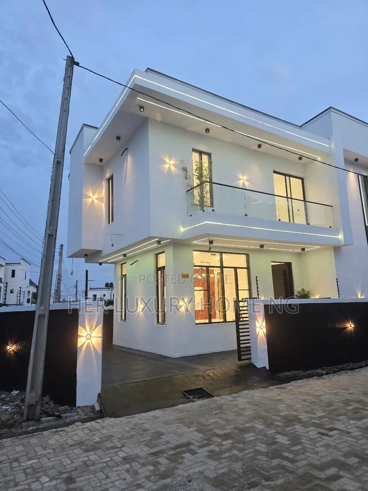 4bdrm Duplex in Lekki Palm City, Ado / Ajah for sale