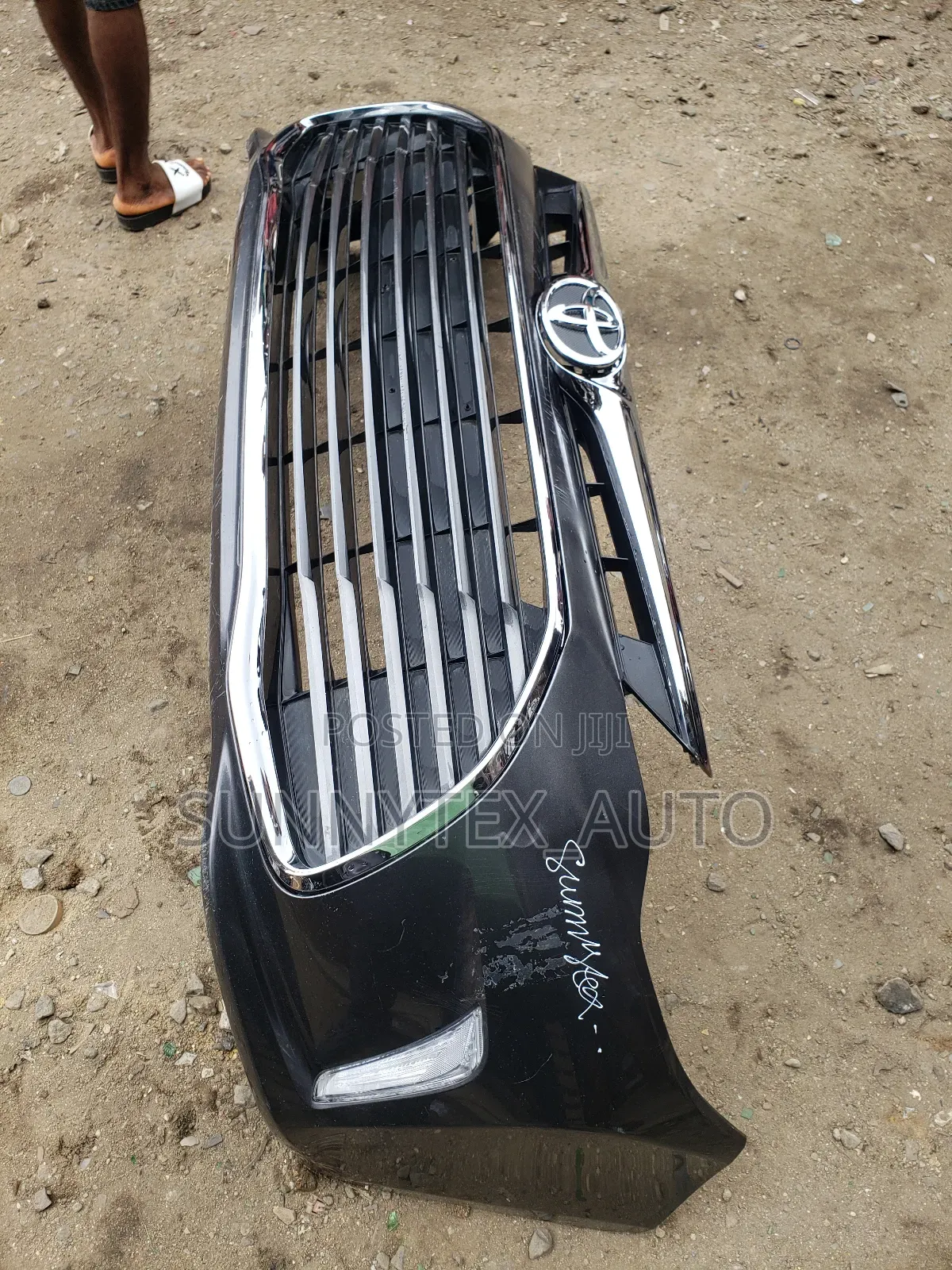 Complete Front Bumper Toyota Avalon 2017-2018