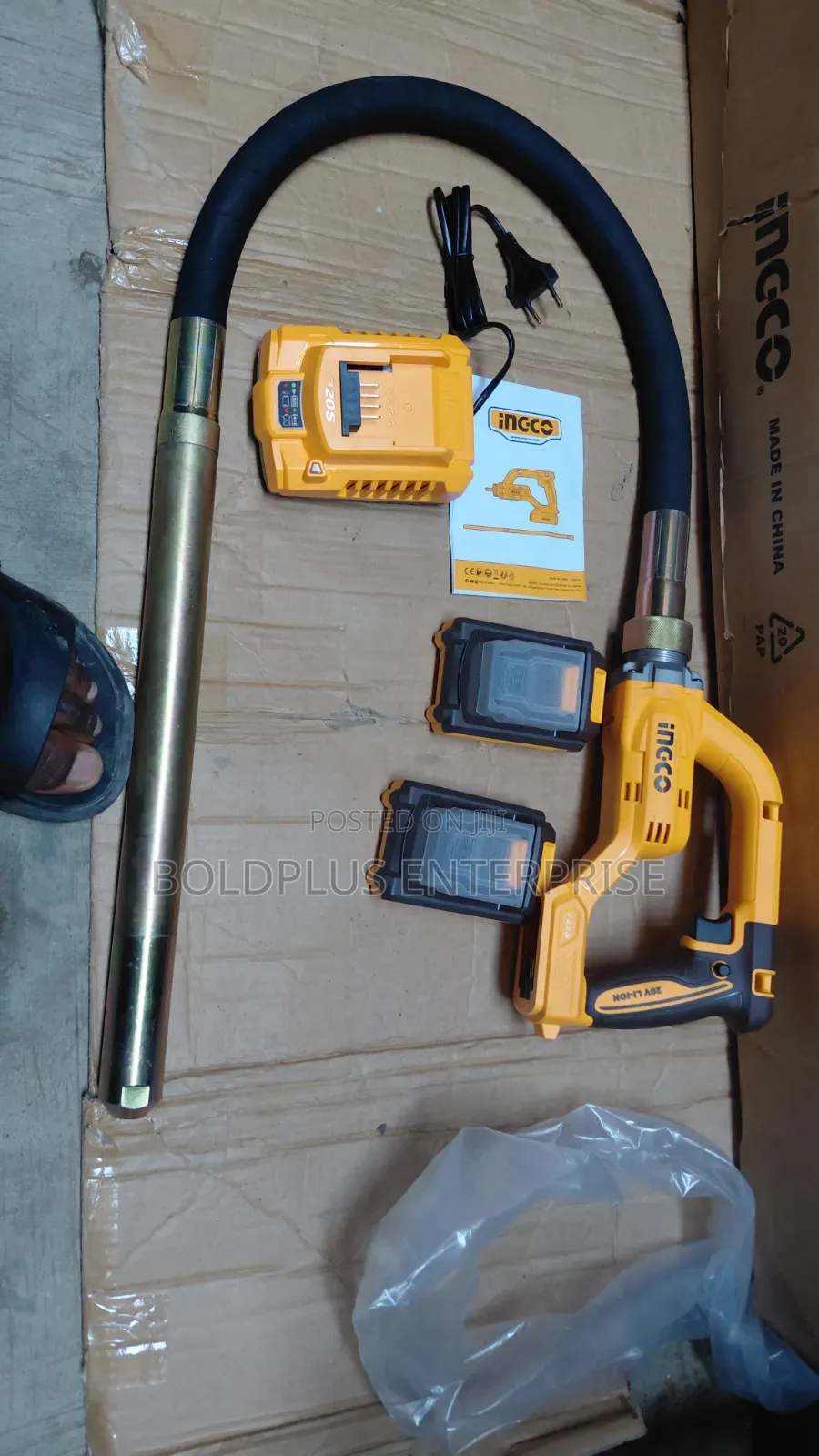 20 Volt Ingco Cordless Concrete Vibrator Machine