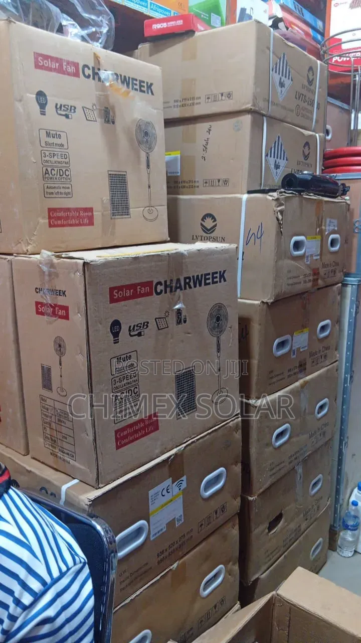 16inchs Charweek Solar Standing Fan