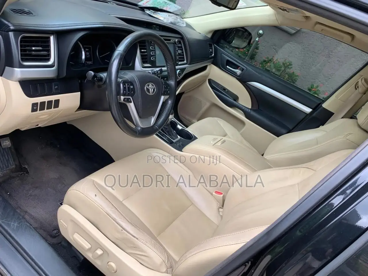 Toyota Highlander LE 4dr SUV (3.5L 6cyl 6A) 2015 Black