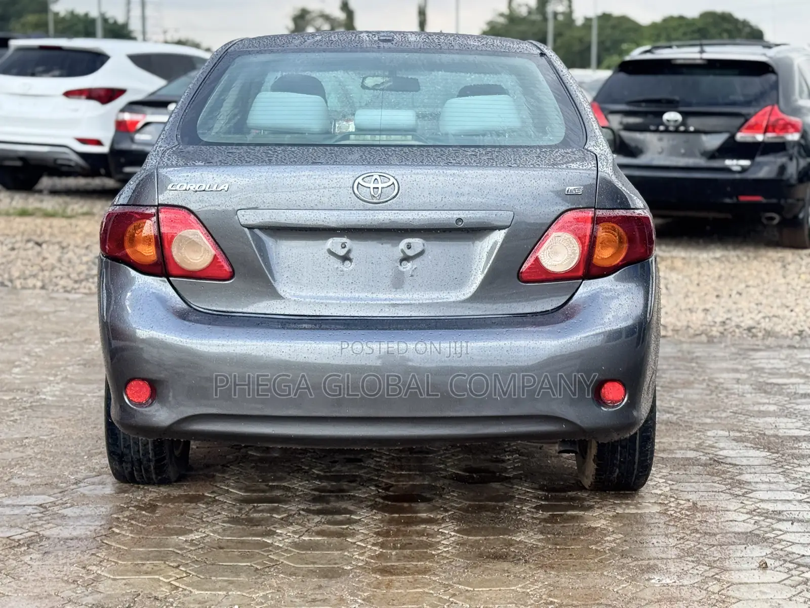 Toyota Corolla LE 4dr Sedan (1.8L 4cyl 4A) 2010 Gray