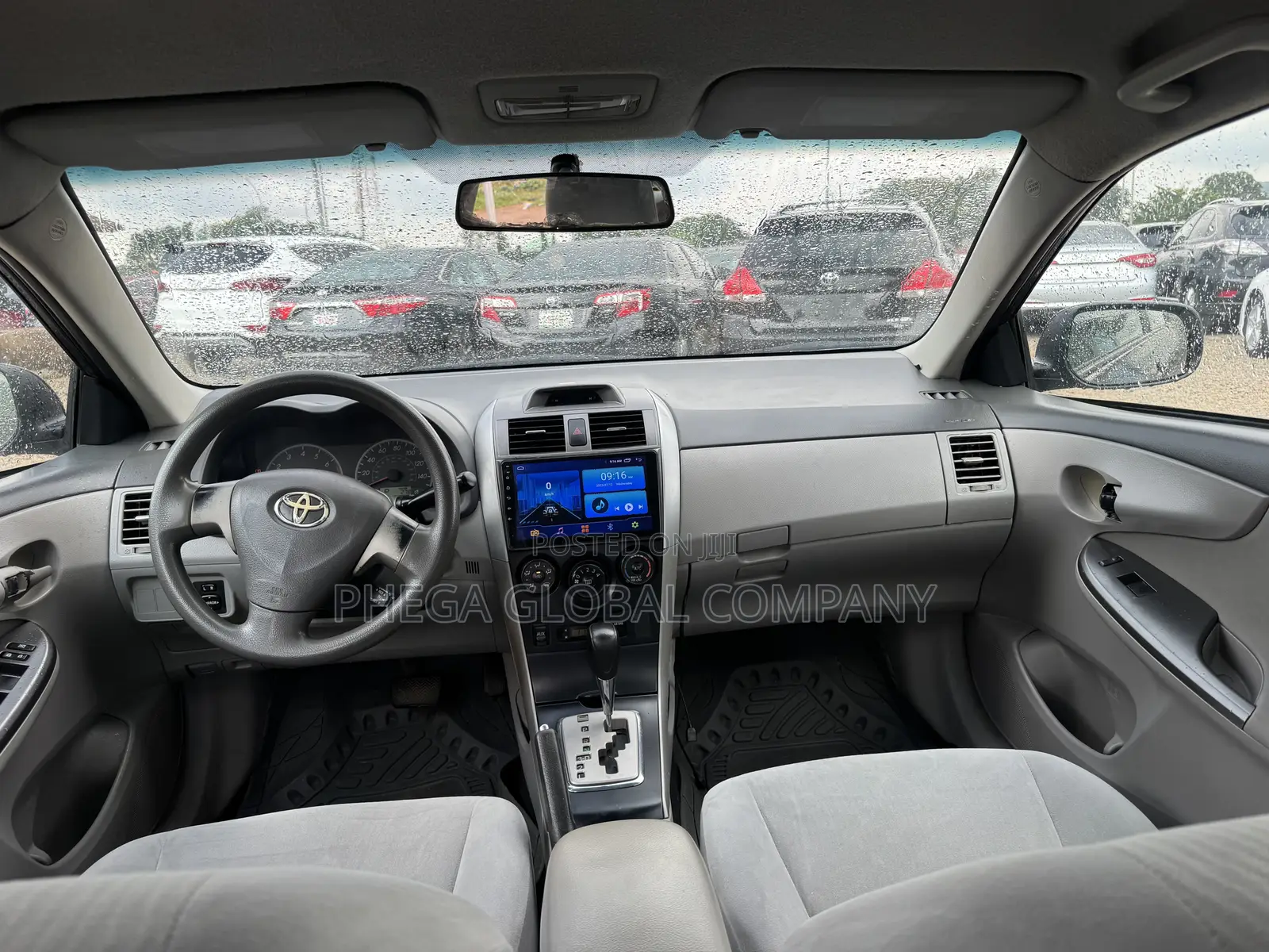 Toyota Corolla LE 4dr Sedan (1.8L 4cyl 4A) 2010 Gray