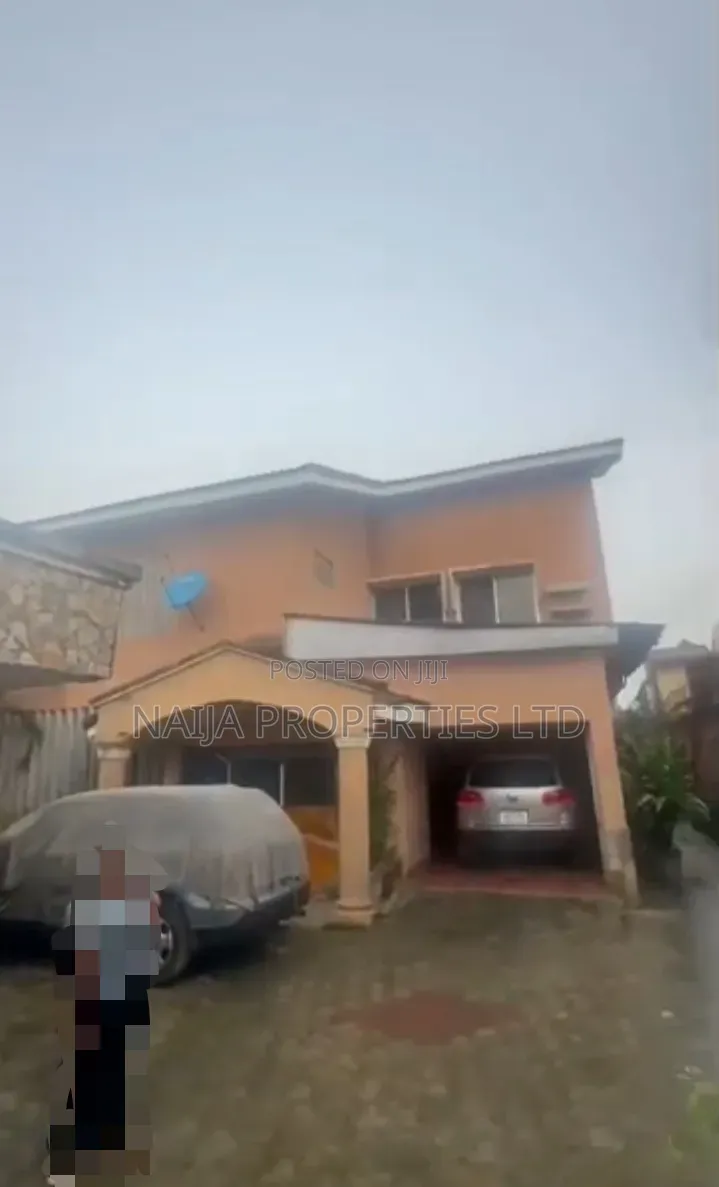 4bdrm Duplex in Ologolo for sale