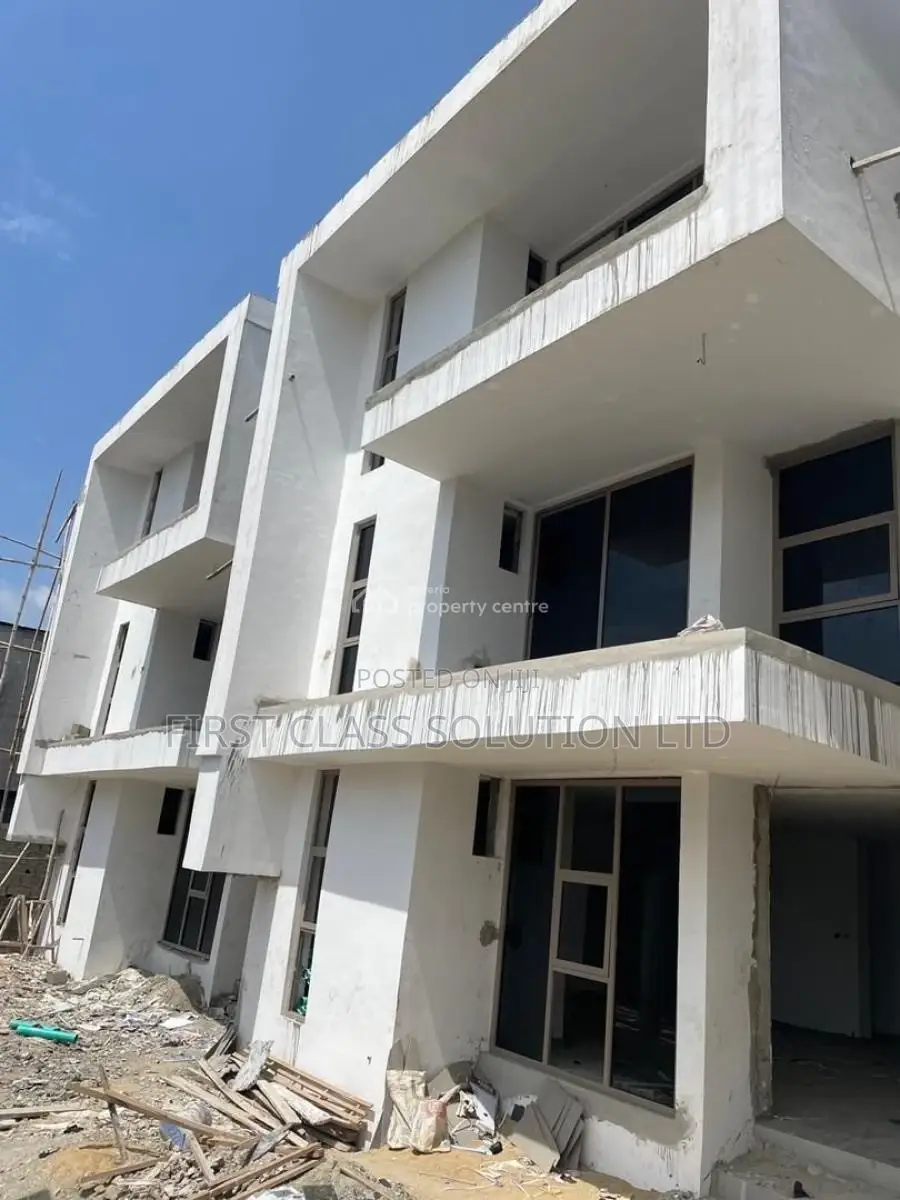 5bdrm Duplex in Enugu State for sale