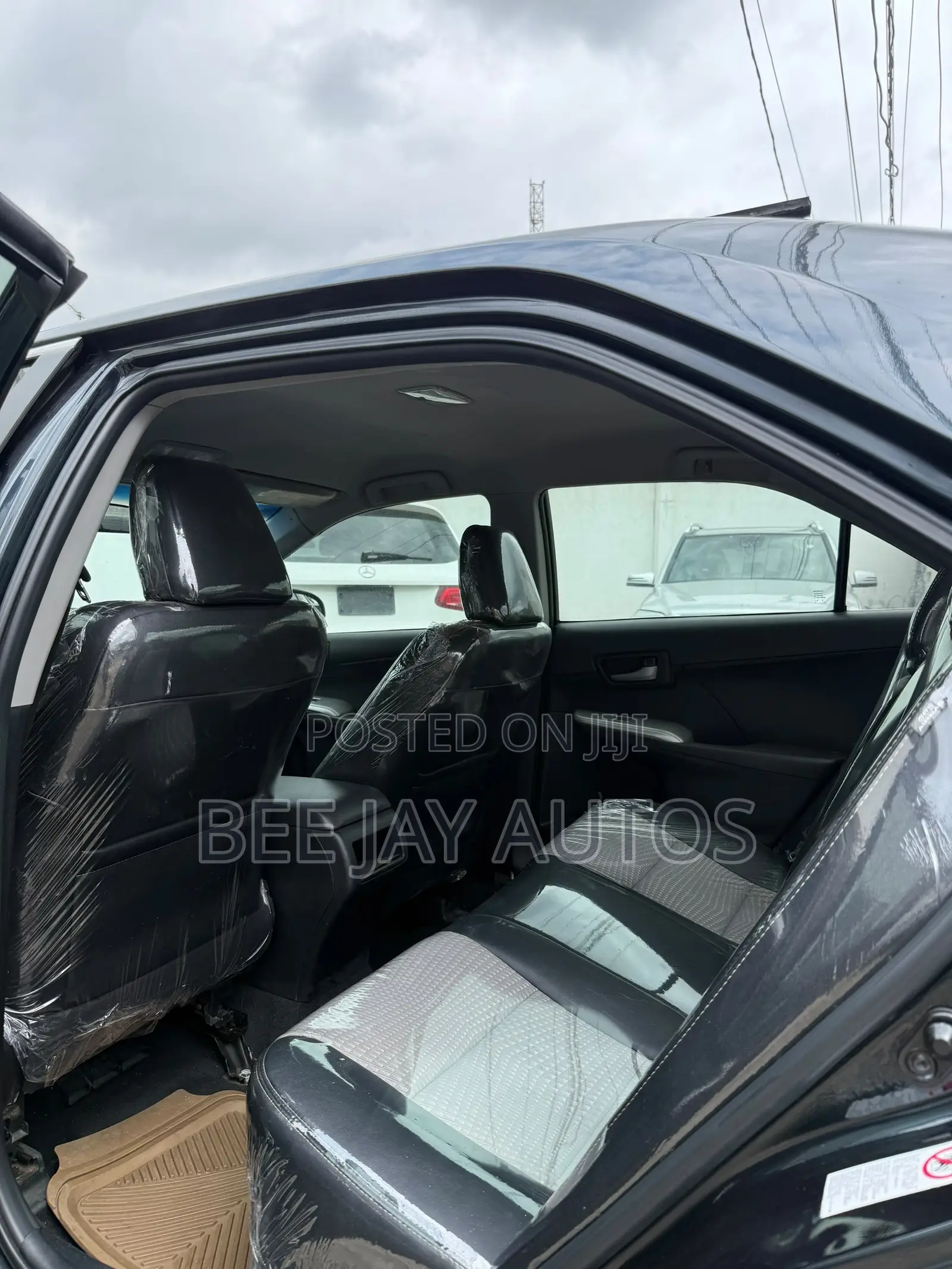Toyota Camry SE 4dr Sedan (2.5L 4cyl 6A) 2012 Blue
