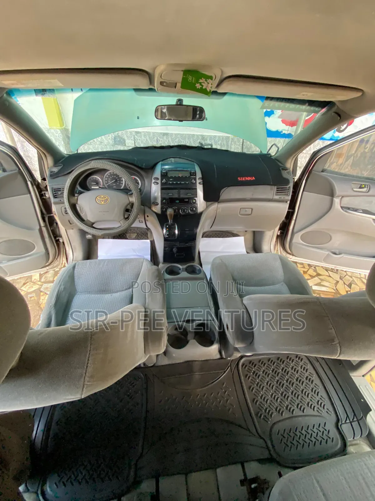 Toyota Sienna LE AWD 2005 Silver