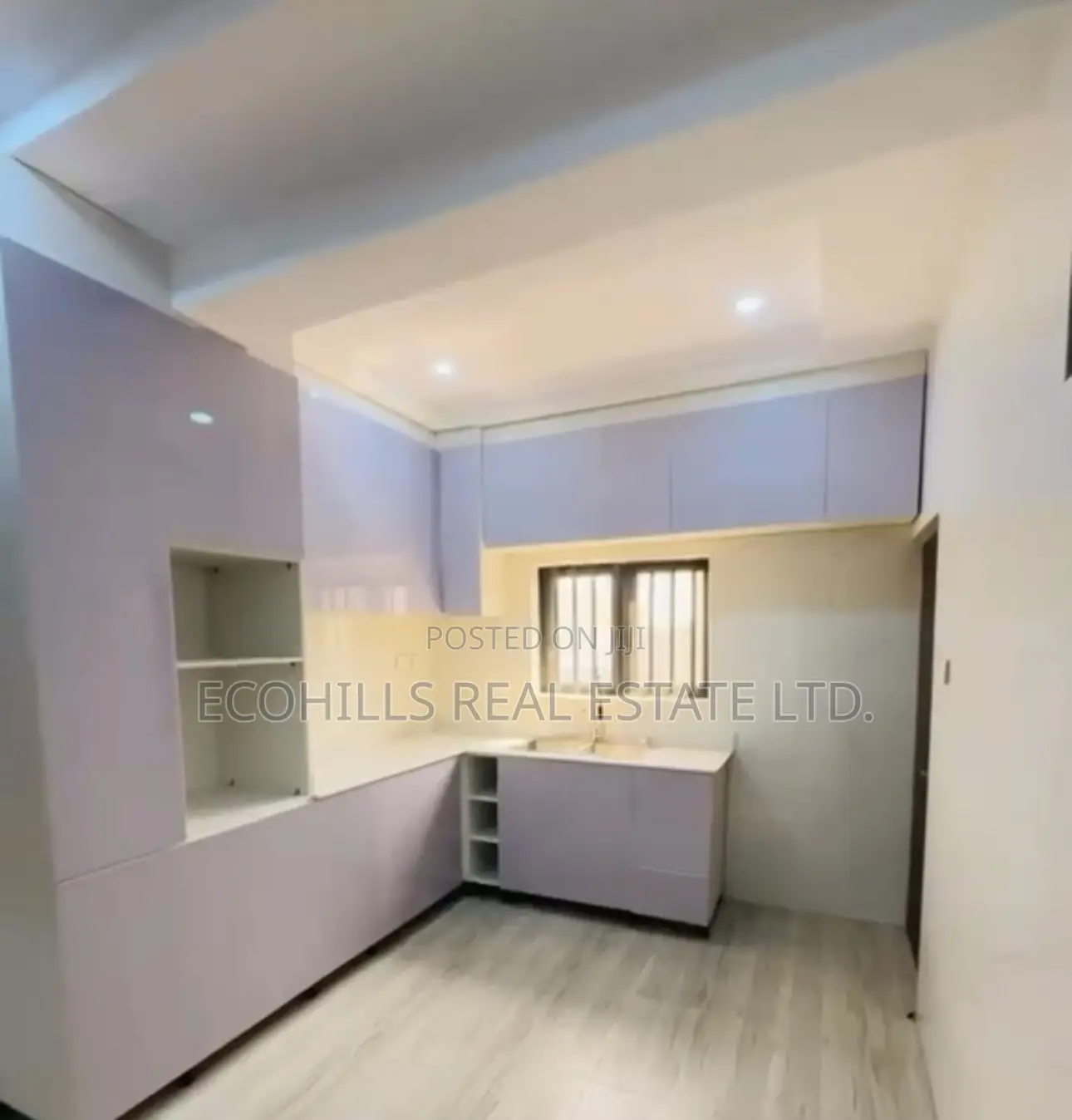 4bdrm Townhouse/Terrace in Lifecamp for sale