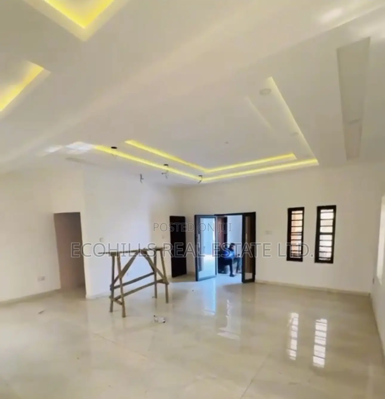 4bdrm Townhouse/Terrace in Lifecamp for sale