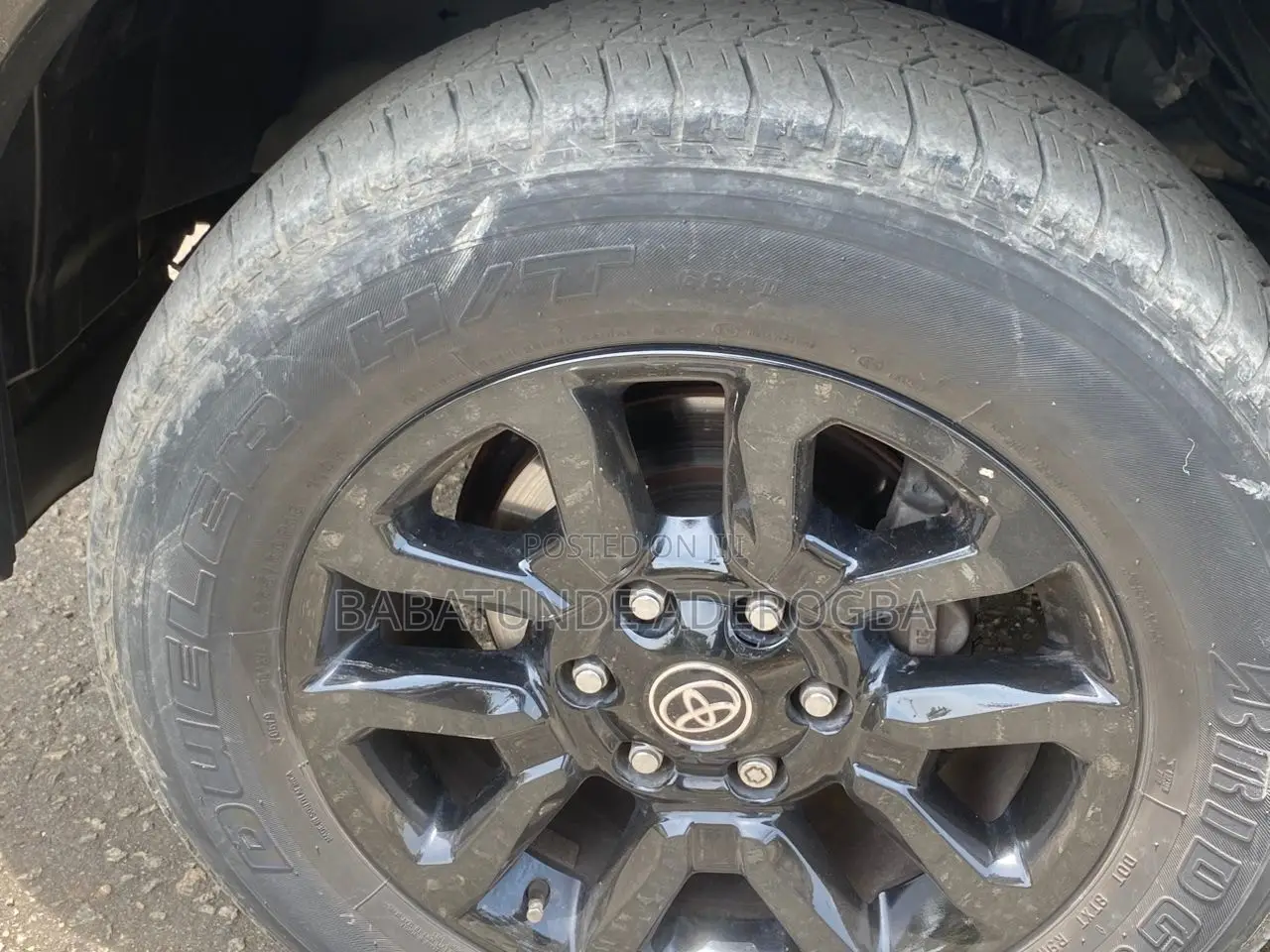 Toyota Hilux Revo Double Cab Deisel 2.4 AWD 2022 Black