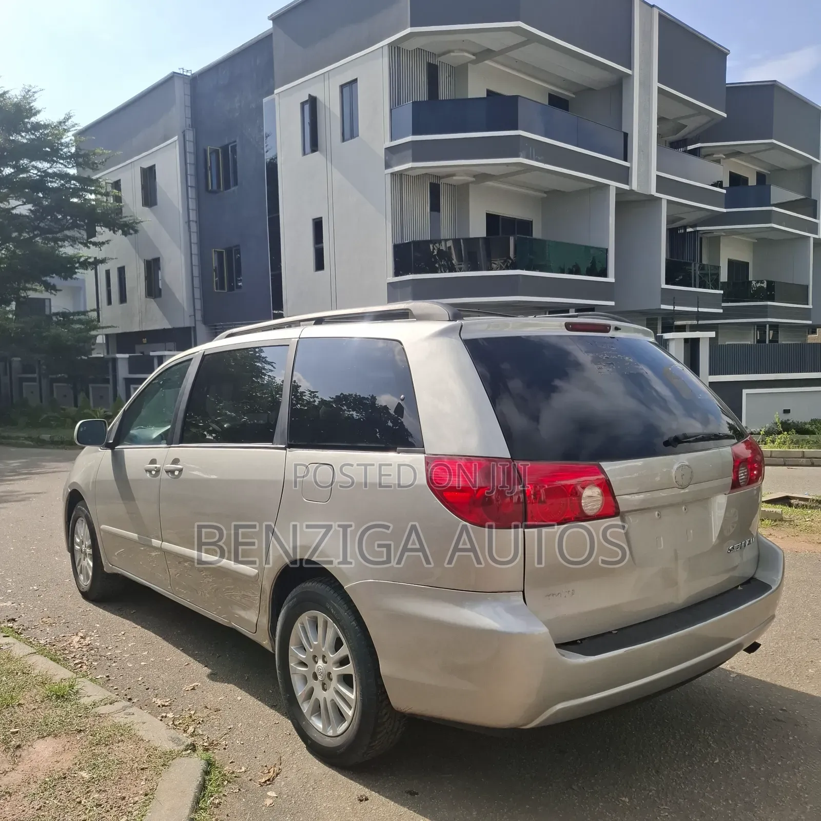 Toyota Sienna 2008 Silver