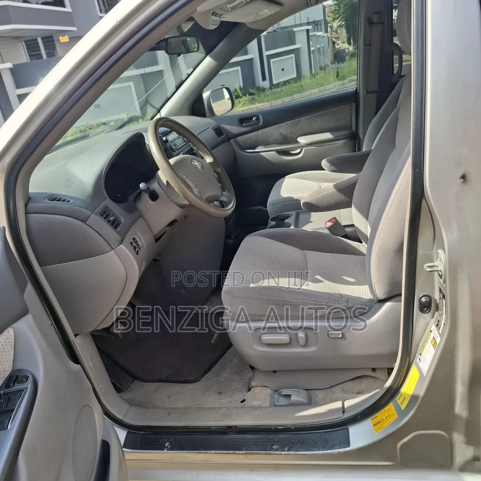 Toyota Sienna 2008 Silver