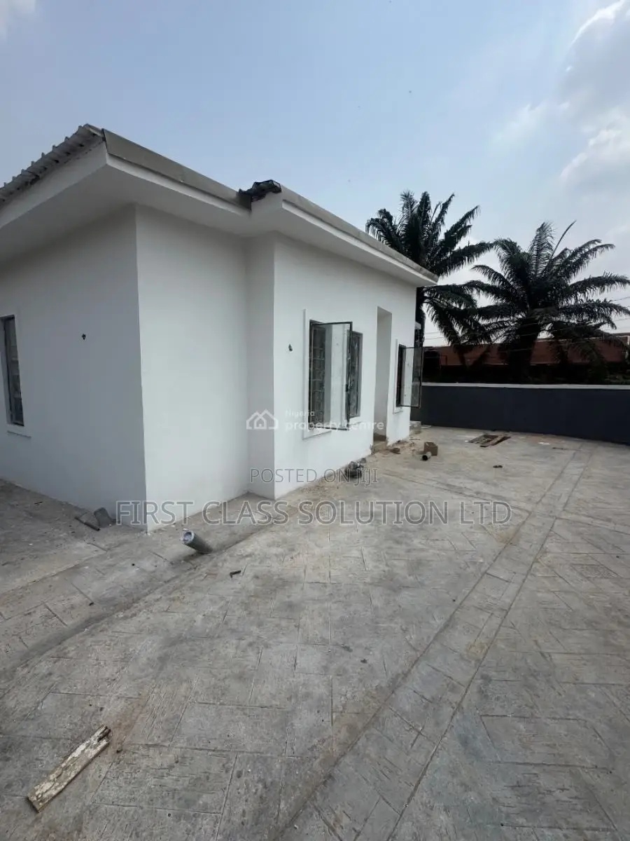 3bdrm Bungalow in Enugu State for sale