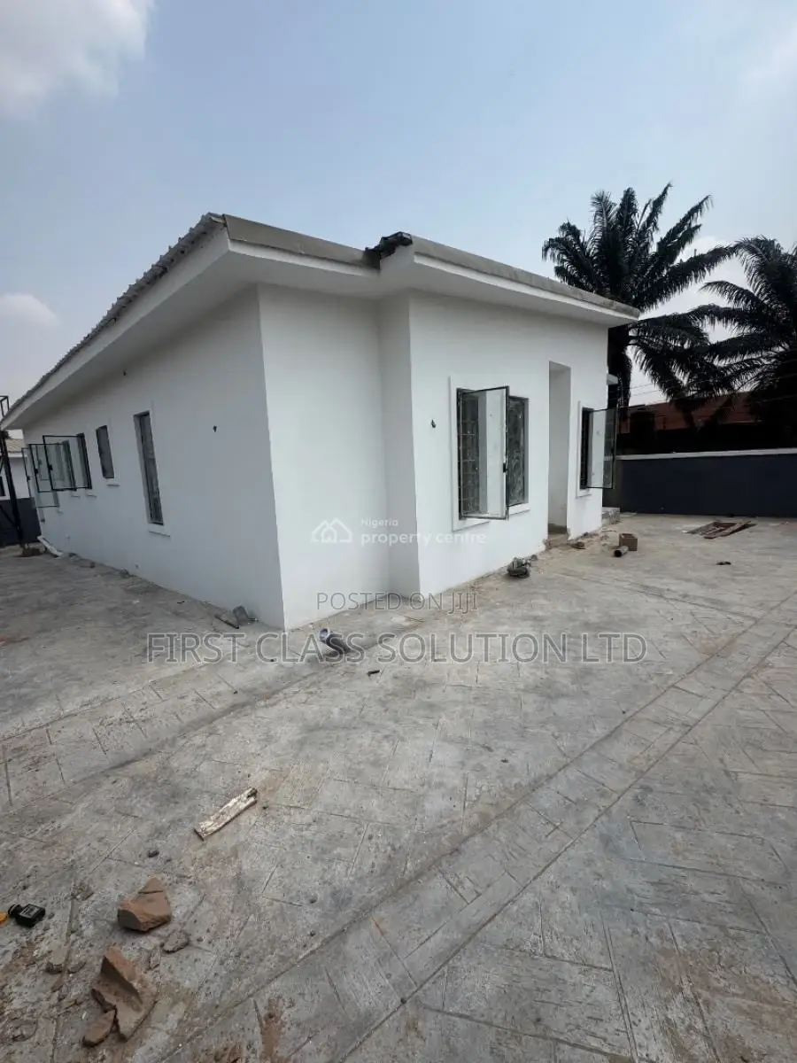 3bdrm Bungalow in Enugu State for sale