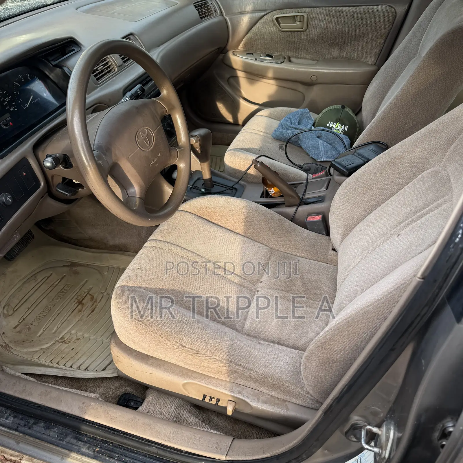 Toyota Camry 2000 Gray