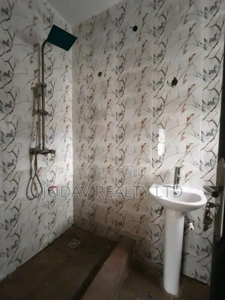 2bdrm Block of Flats in Eneka for rent