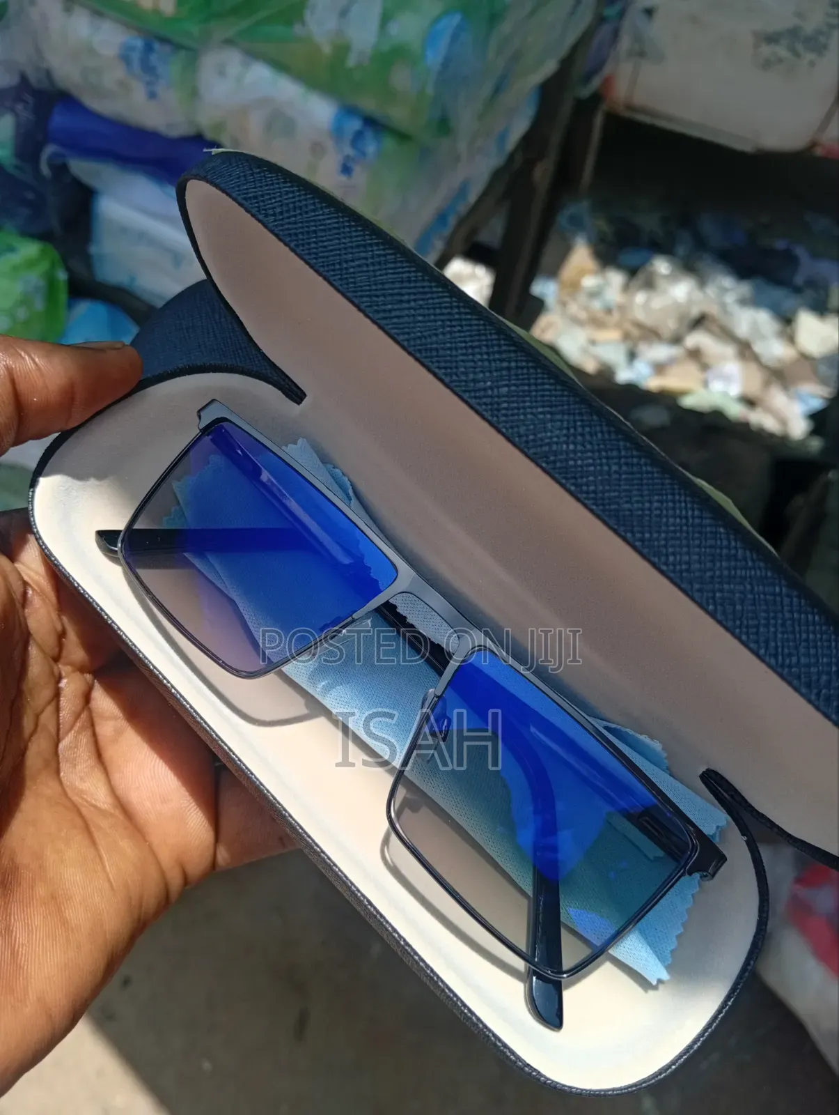Metal Frame Photochromic Blue Cut Glass