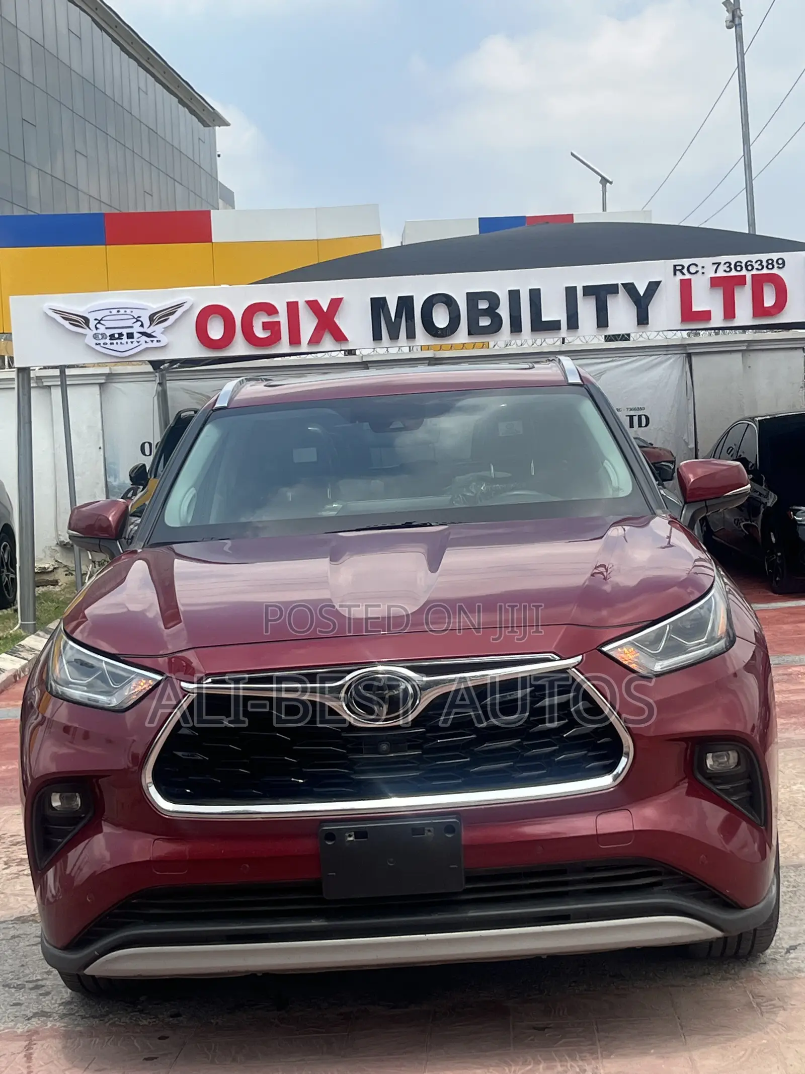 Toyota Highlander 2021 Red